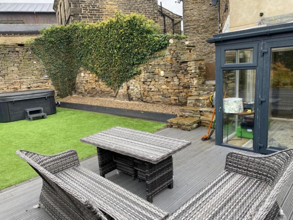 Honeybee Cottage, With A Log Fire & A Hot Tub. Bradford  Eksteriør bilde